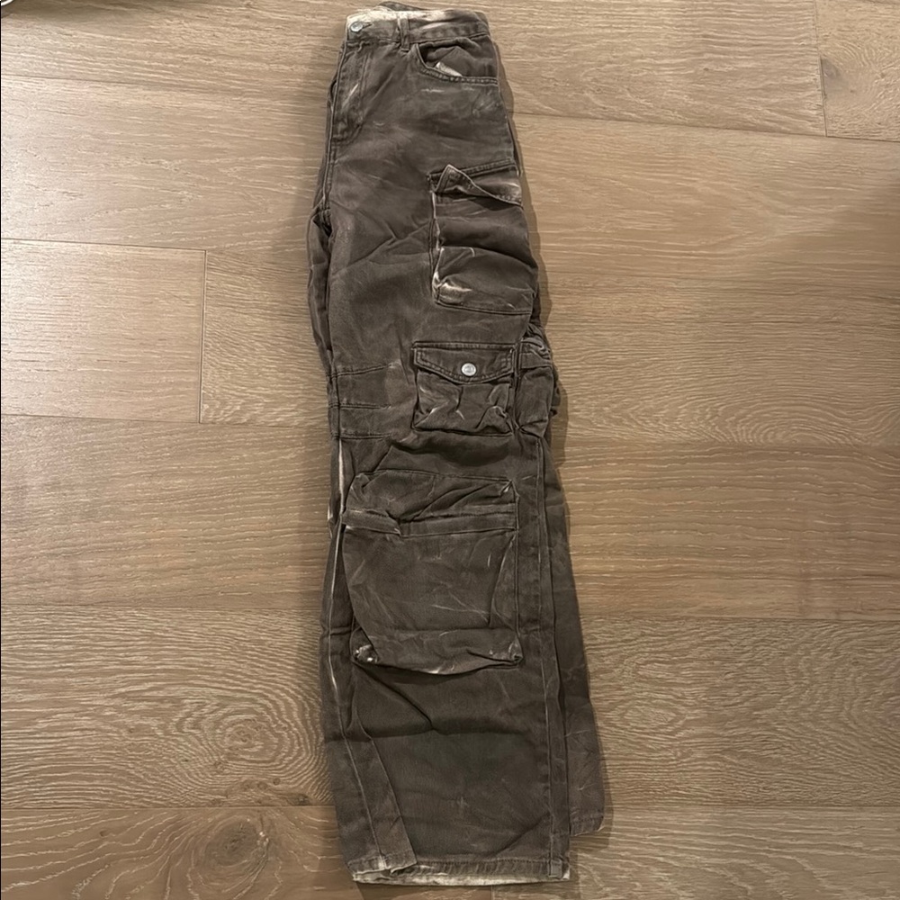 Woman’s Brown Cargo Pants